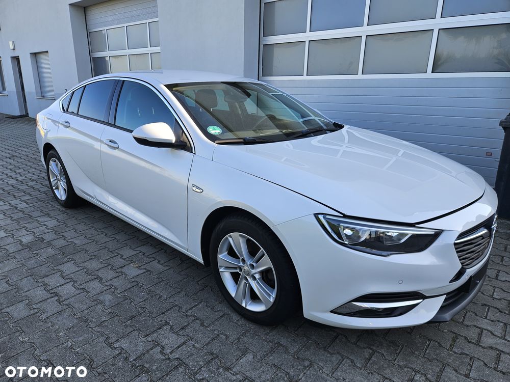 Opel Insignia - 19