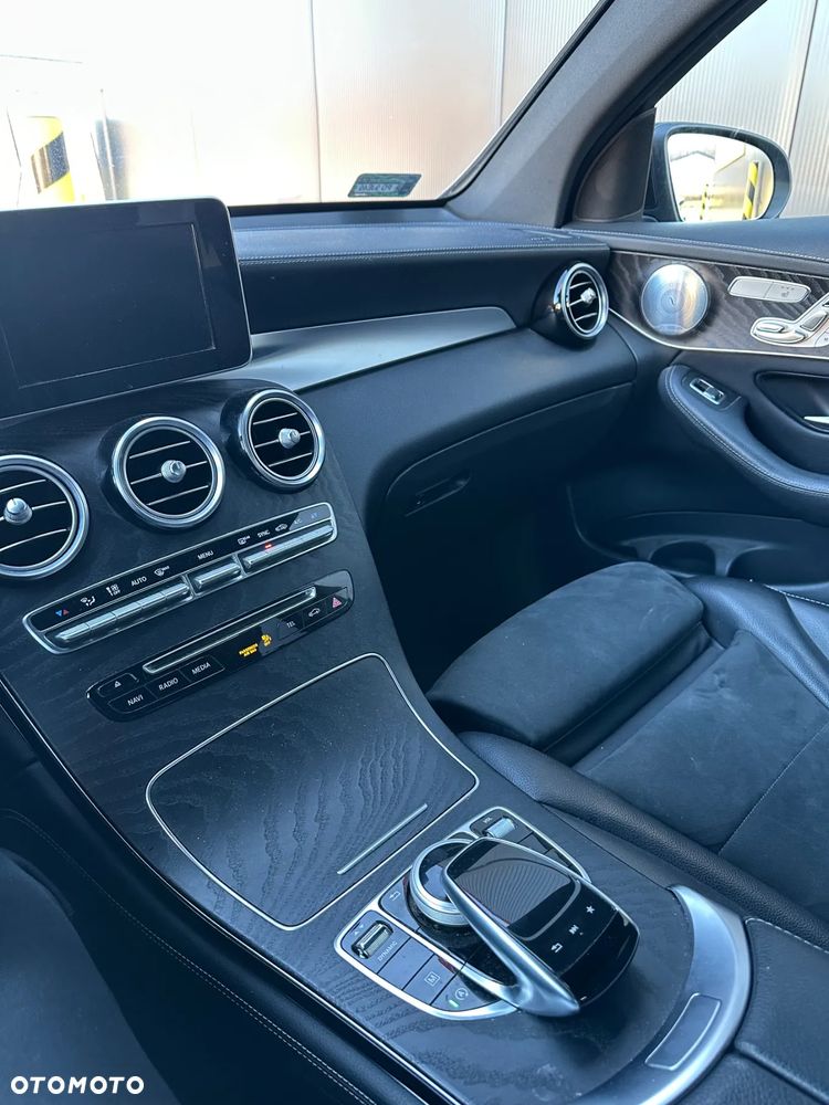 Mercedes-Benz GLC 220 d 4-Matic - 21