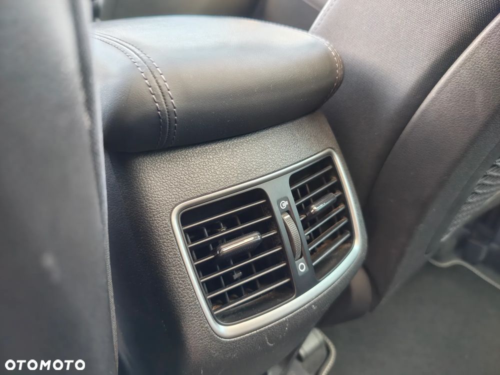 Hyundai Tucson 1.6 Turbo 4WD DCT Style - 27