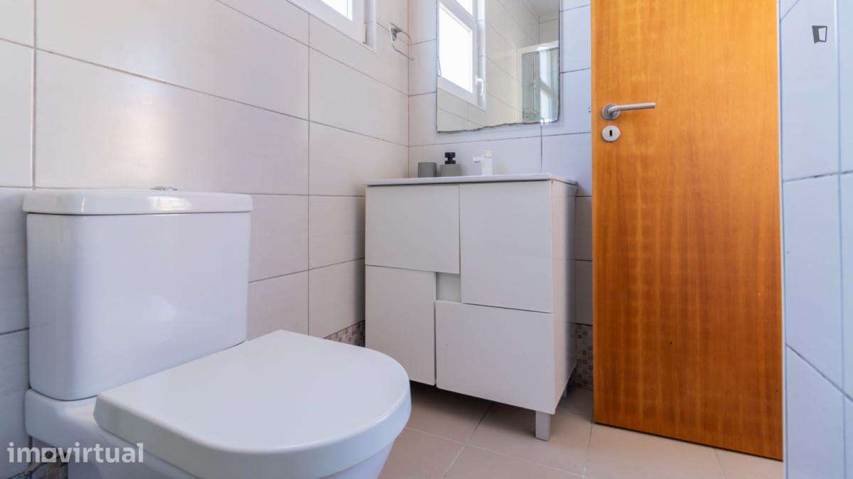Apartamento com 2 quartos - localizado em Ramalde Porto - Grande imagem: 4/38
