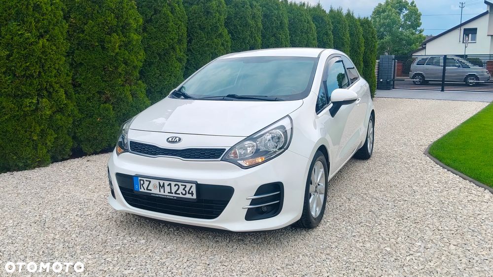 Kia Rio 1.4 Dream Team Edition - 26