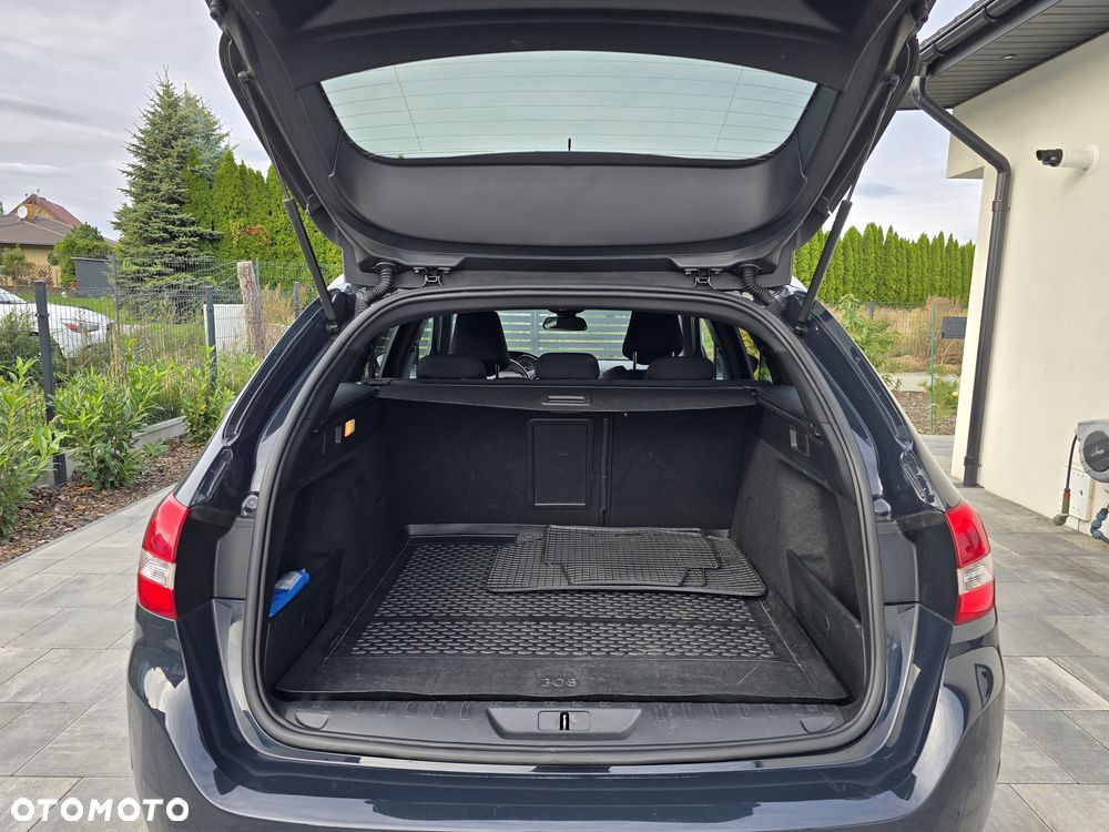 Peugeot 308 BlueHDi 150 EAT6 Stop & Start GT-Line Edition - 27