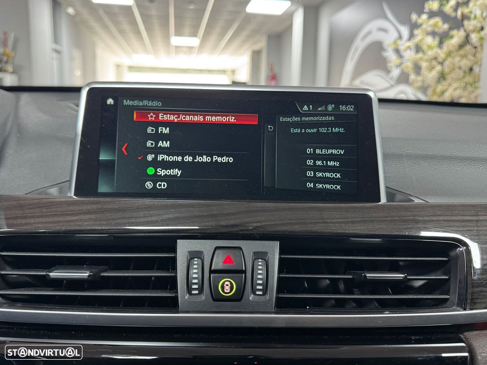 BMW X1 sDrive18d Aut. Sport Line - 40