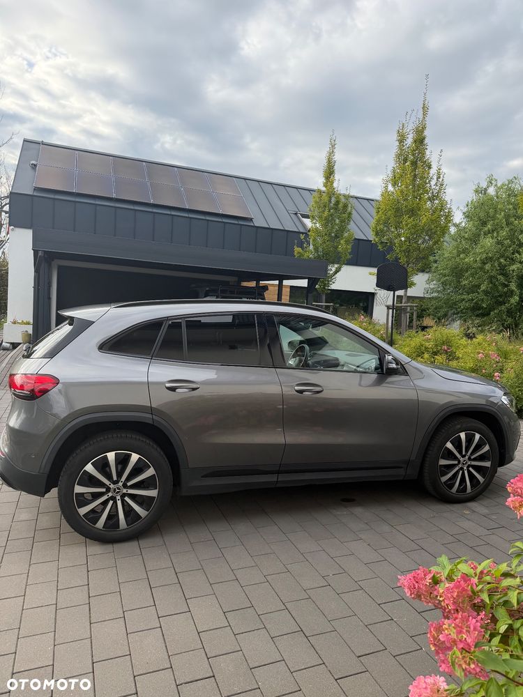 Mercedes-Benz GLA 200 Business Edition - 6