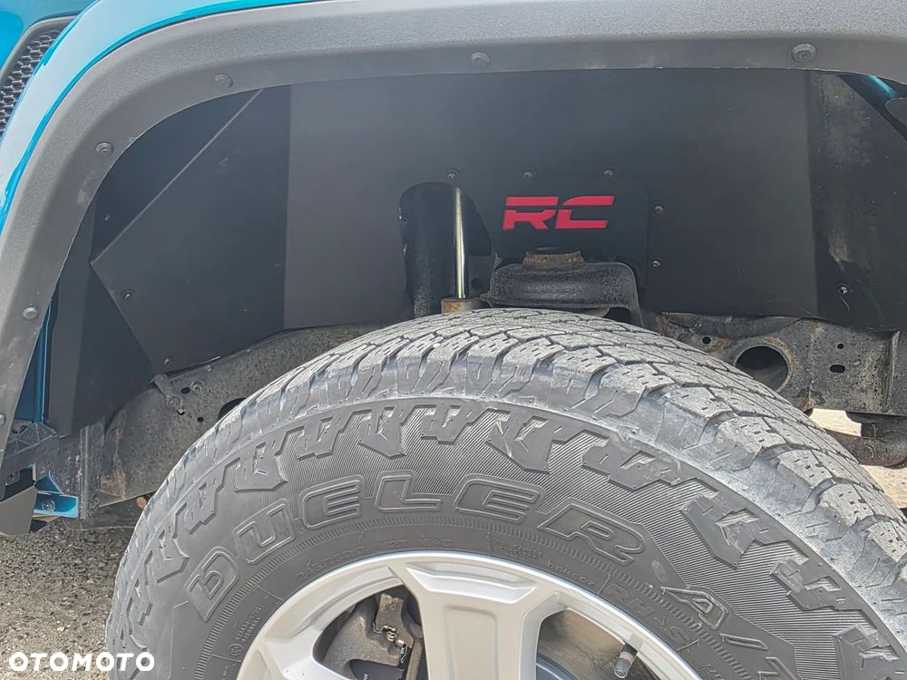 Jeep Wrangler 3.6 Unlim Sahara - 13