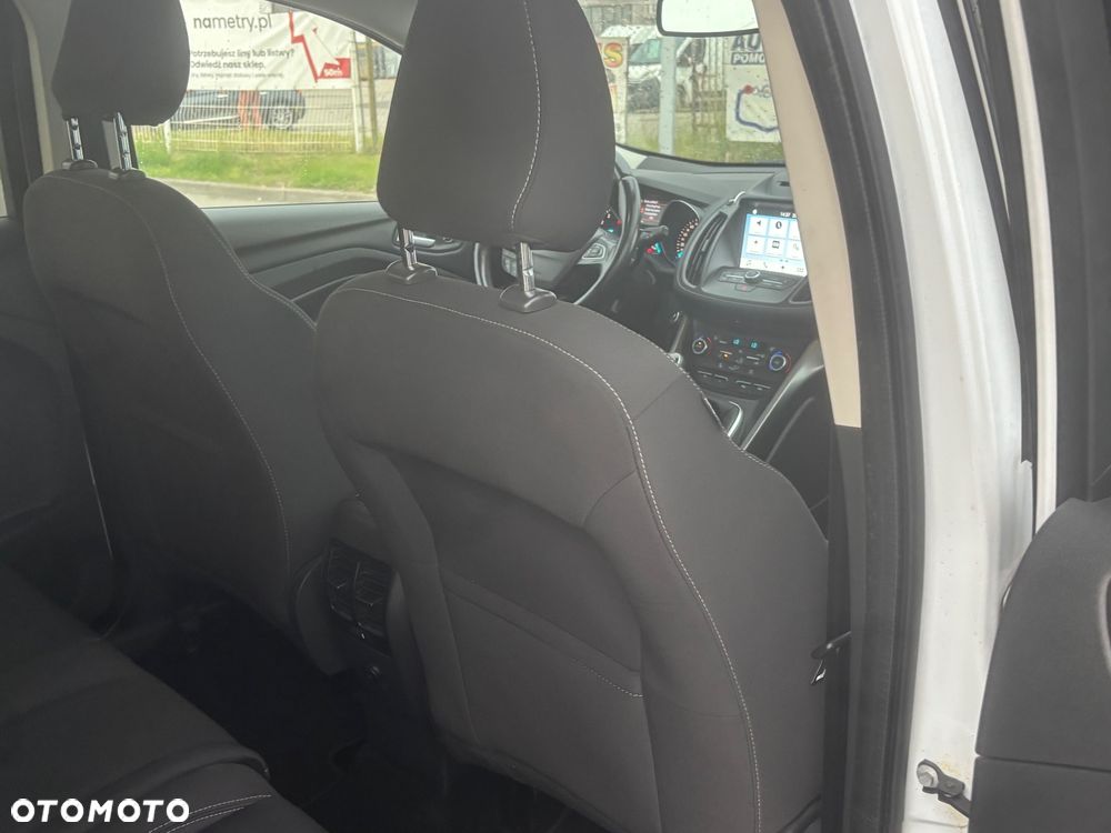 Ford Kuga 1.5 EcoBoost 2x4 Cool & Connect - 36