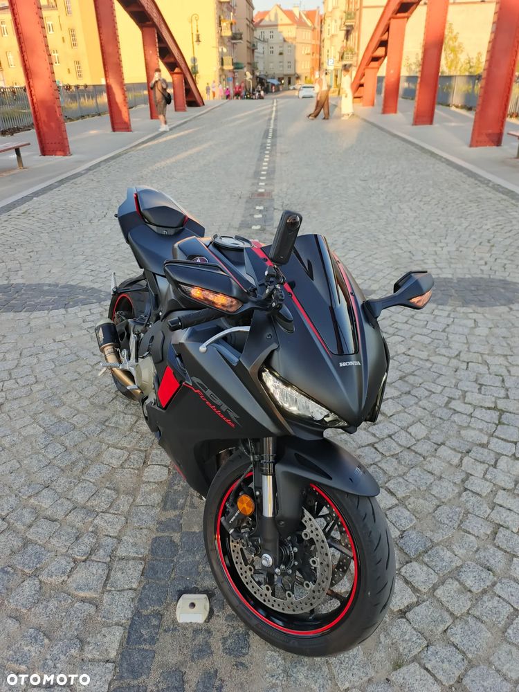 Honda CBR - 2