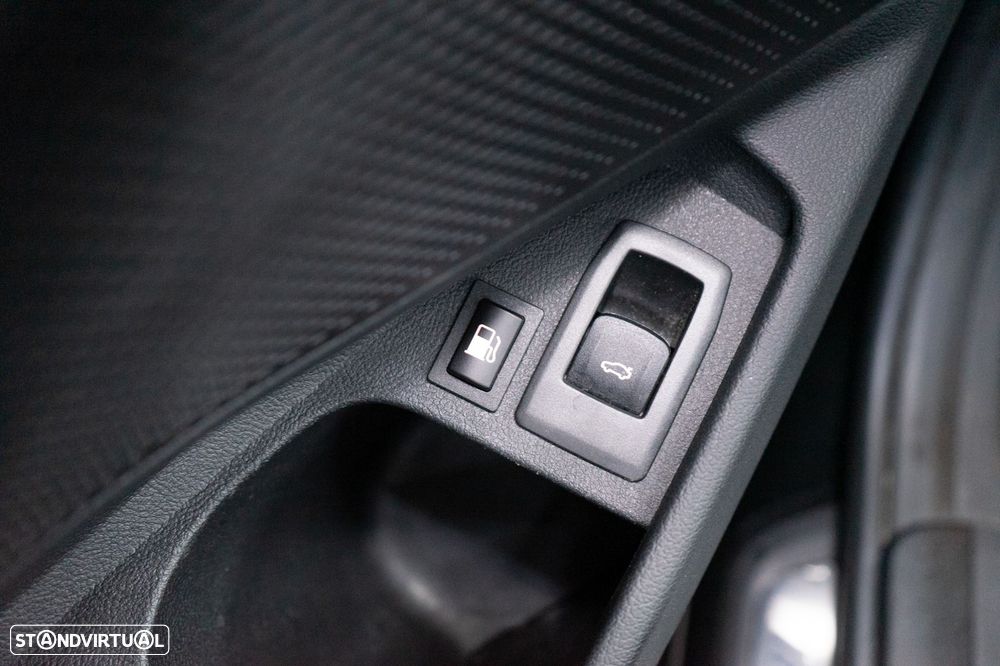 BMW 320 e Pack M Auto - 20