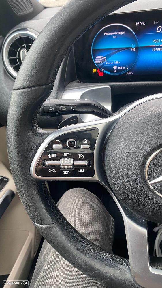 Mercedes-Benz GLB 200 d 8G-DCT Progressive - 29