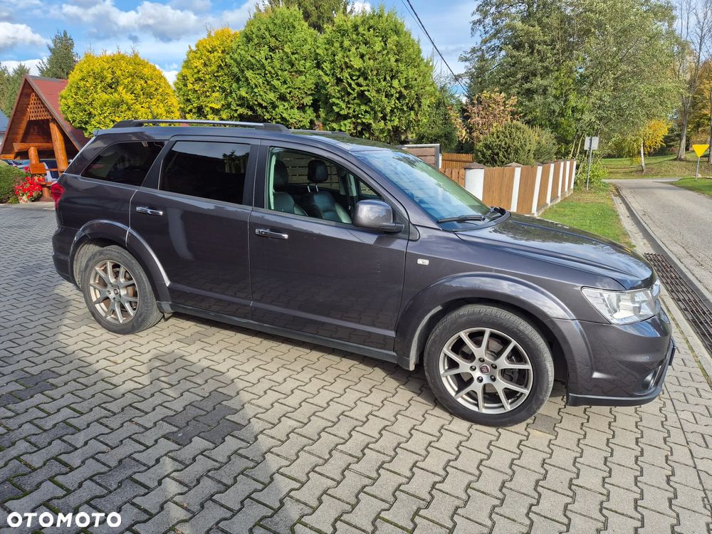 Fiat Freemont 2.0 Multijet Black Code AWD - 4