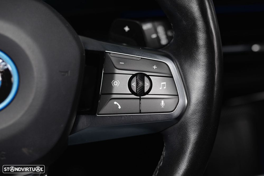 BMW X1 xDrive25e Pack Desportivo M - 8