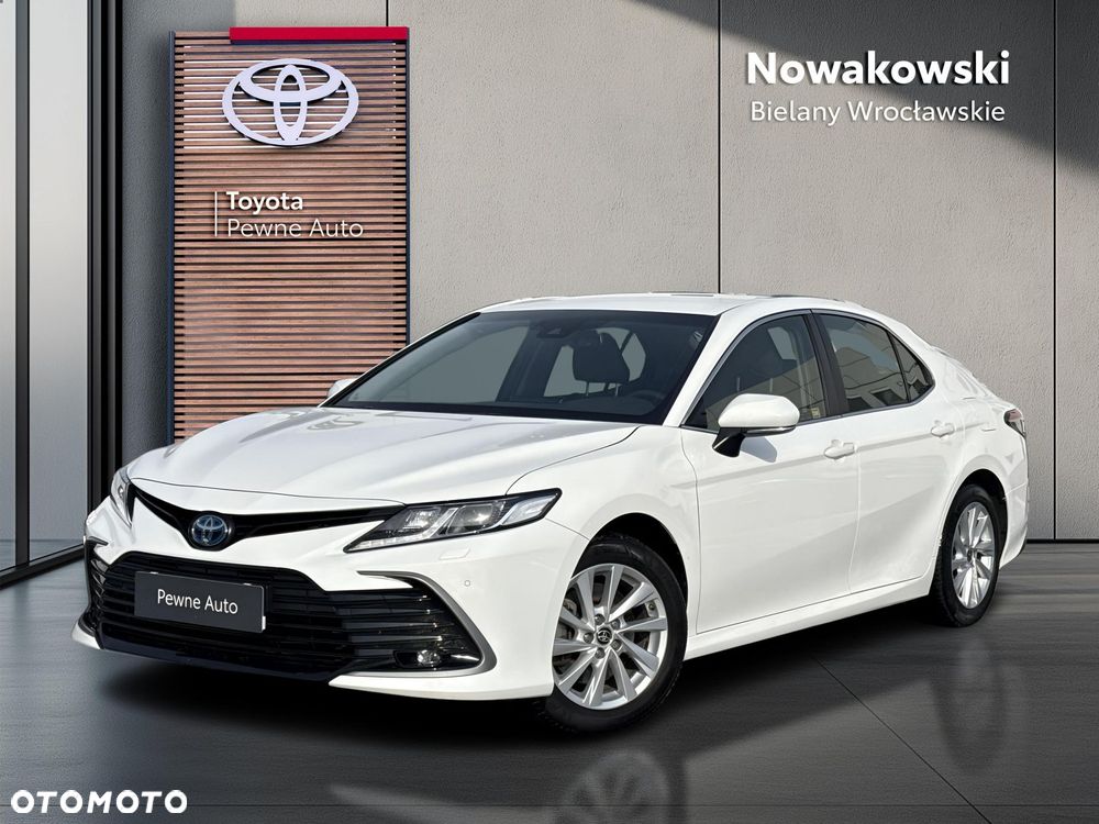 Toyota Camry 2.5 Hybrid Comfort CVT - 1