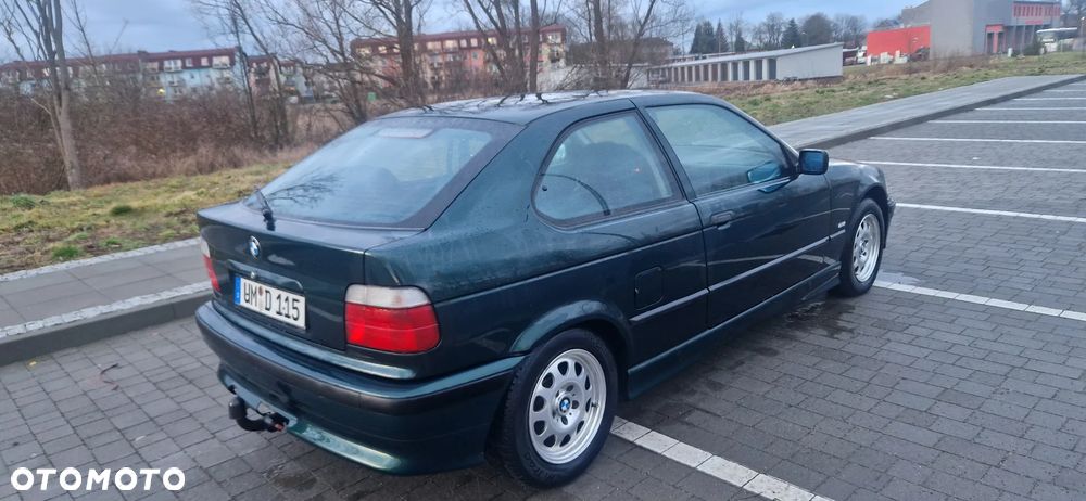 BMW Seria 3 316i - 4