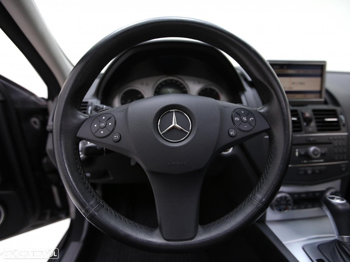 Mercedes-Benz C 320 - 17