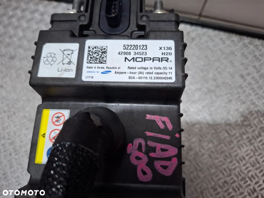 Bateria akumulator Fiat 500 lift 1,0 Hybryda rok 2023 przebieg 2 tys nr 52220123 - 3