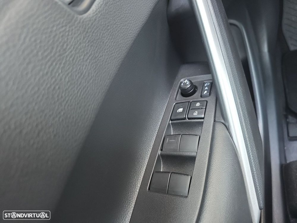 Toyota Corolla Cross 1.8 Hybrid Exclusive - 21