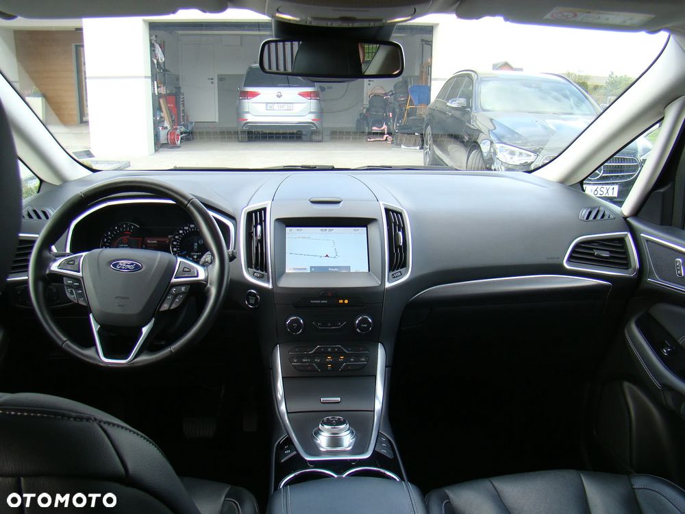 Ford S-Max 2.0 EcoBlue Titanium - 34