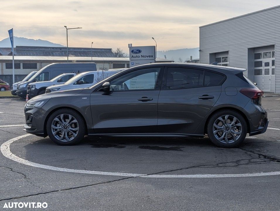 Ford Focus - 14