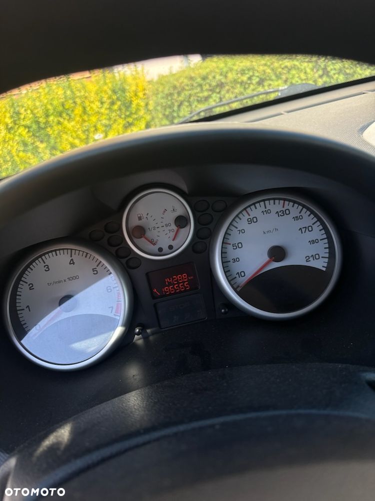 Peugeot 206 plus - 4