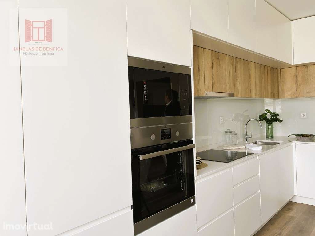 T3 em Benfica, renovado, equipado, mobilado, varanda aberta - Grande imagem: 3/29