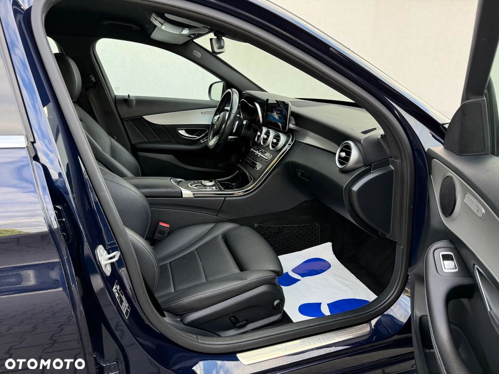 Mercedes-Benz Klasa C 200 d 9G-TRONIC AMG Line - 21