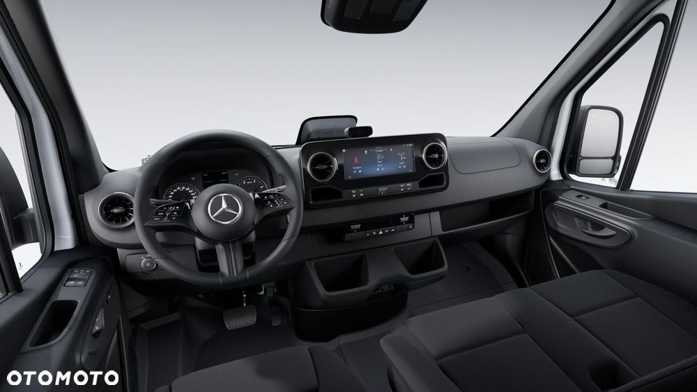 Mercedes-Benz Sprinter - 4