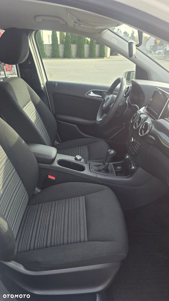 Mercedes-Benz Klasa B 180 - 7