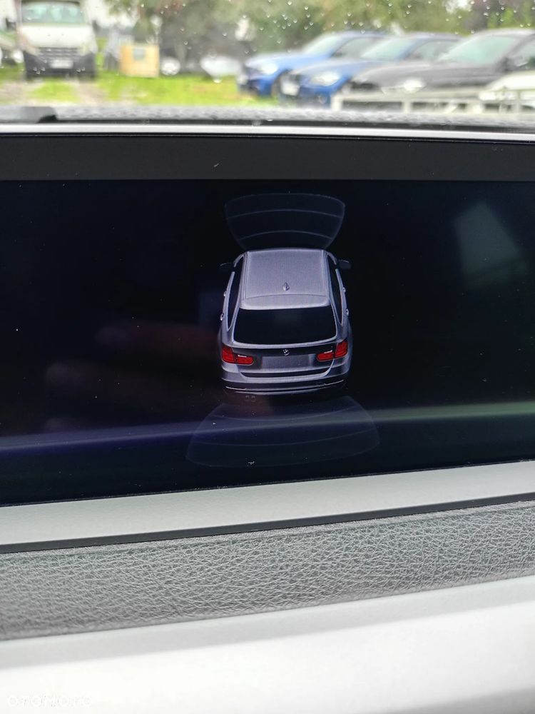 BMW Seria 3 320d - 11
