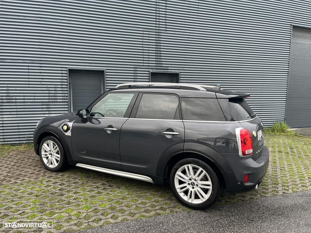 MINI Countryman Cooper SE ALL4 Auto - 18