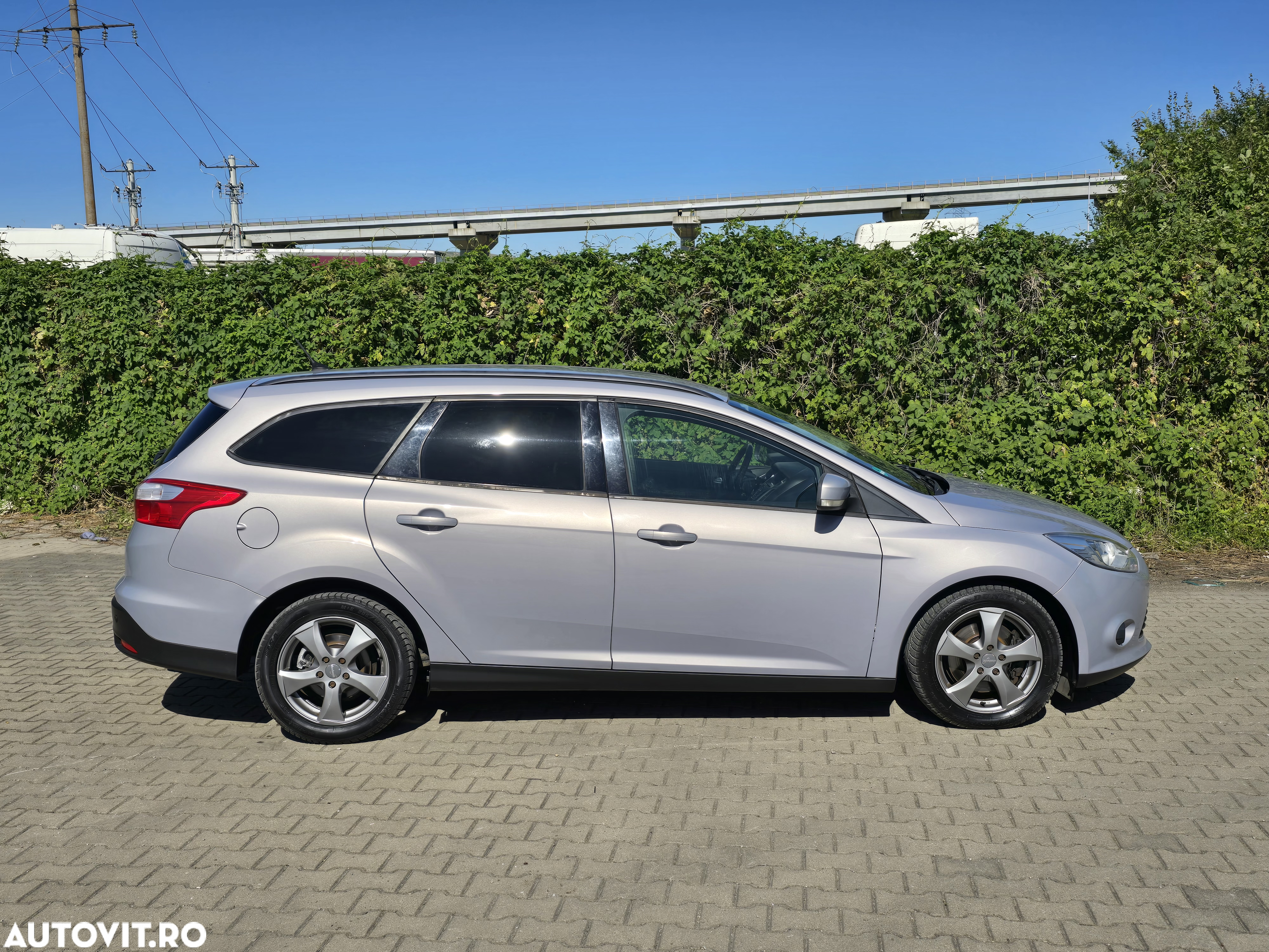 Ford Focus - 13