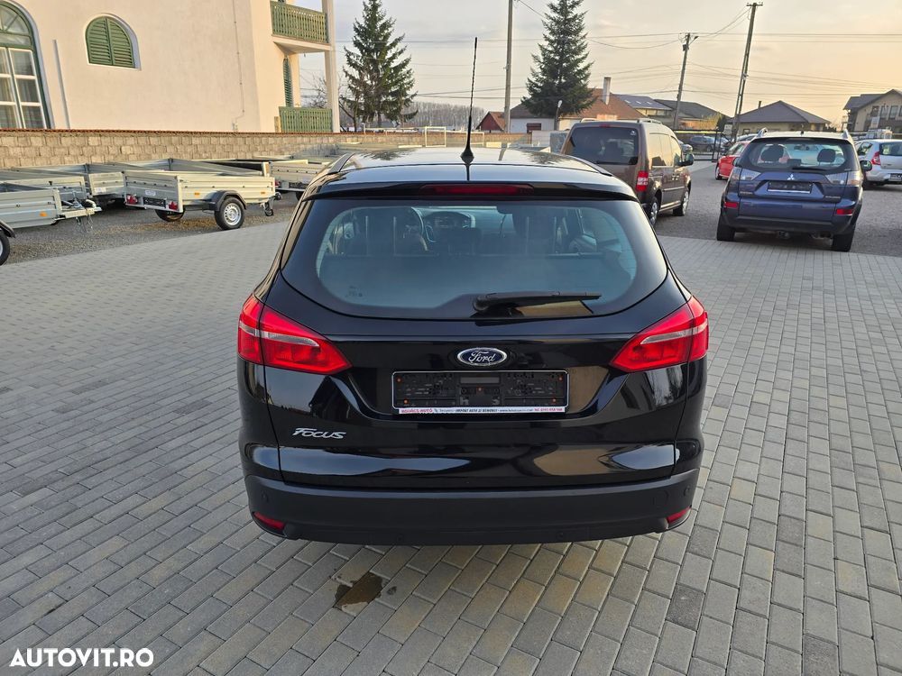 Ford Focus 1.5 TDCi DPF Start-Stopp-System Trend - 9