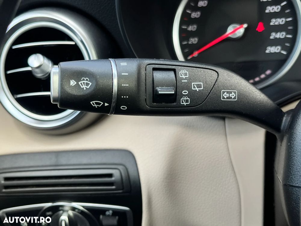 Mercedes-Benz GLC 220 d 4MATIC - 18