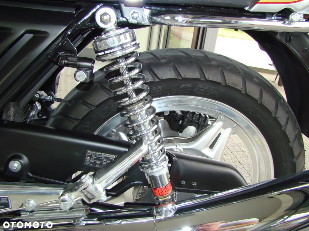 Honda CBX - 35
