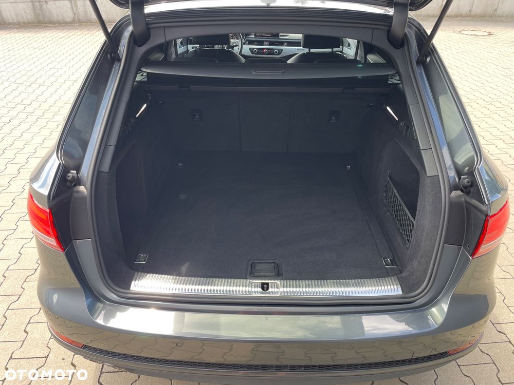 Audi A4 Avant 2.0 TDI DPF clean diesel quattro S tronic S line Sportpaket - 14
