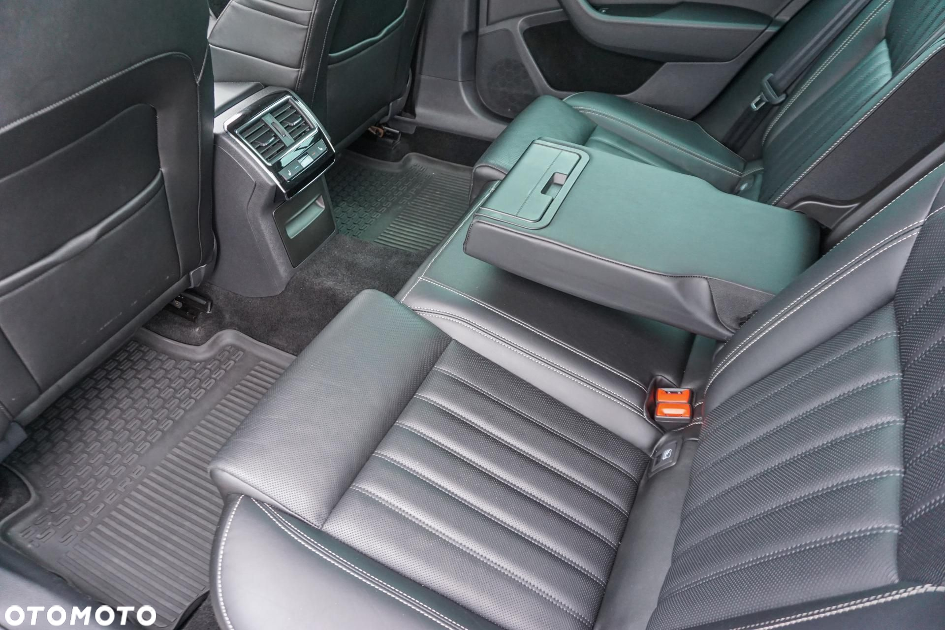Skoda Superb - 11
