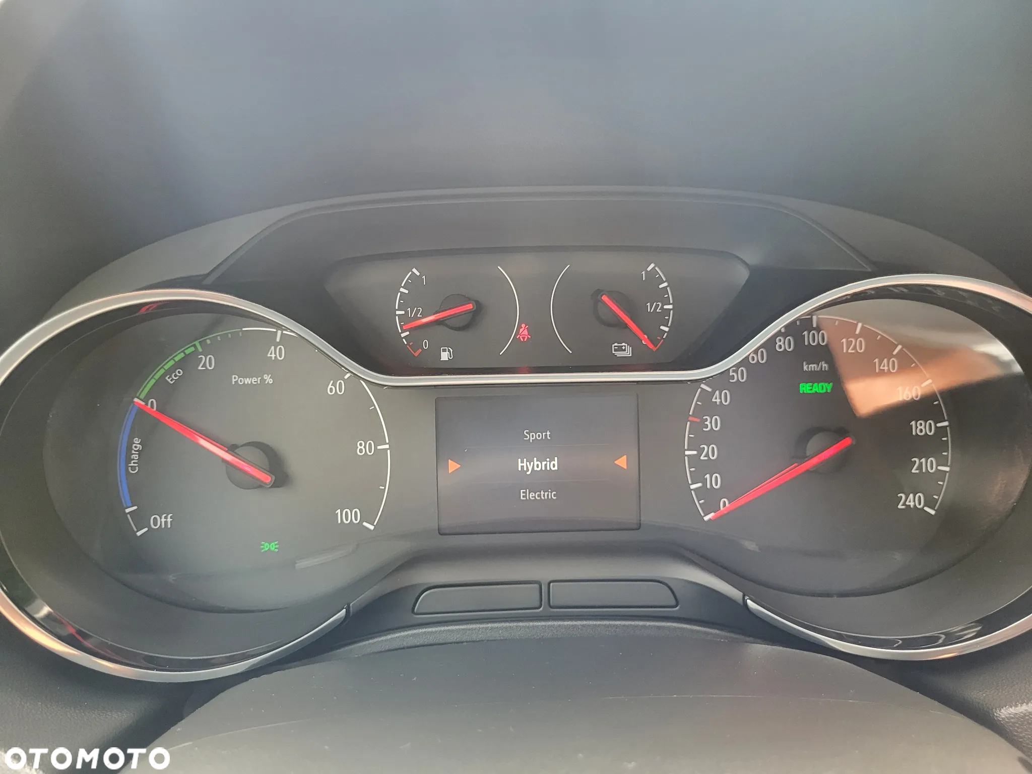 Opel Grandland X Plug-in-Hybrid4 1.6 DI Start/Stop Business INNOVATION - 28