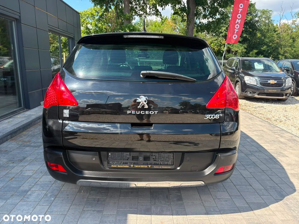 Peugeot 3008 Hybrid4 - 7