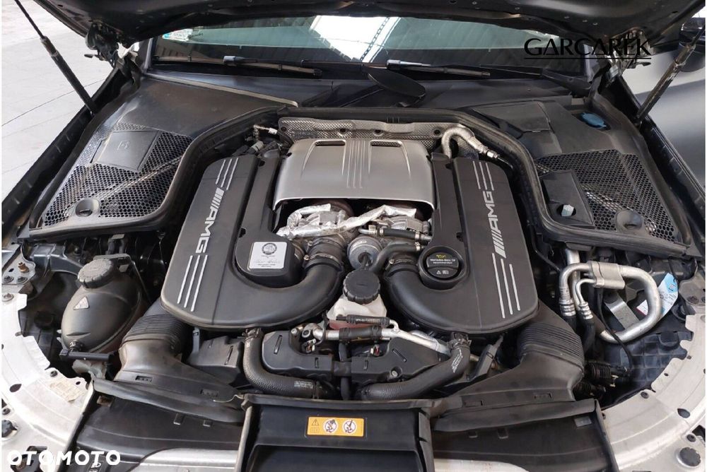 Mercedes-Benz Klasa C 63 AMG 9G-TRONIC - 24