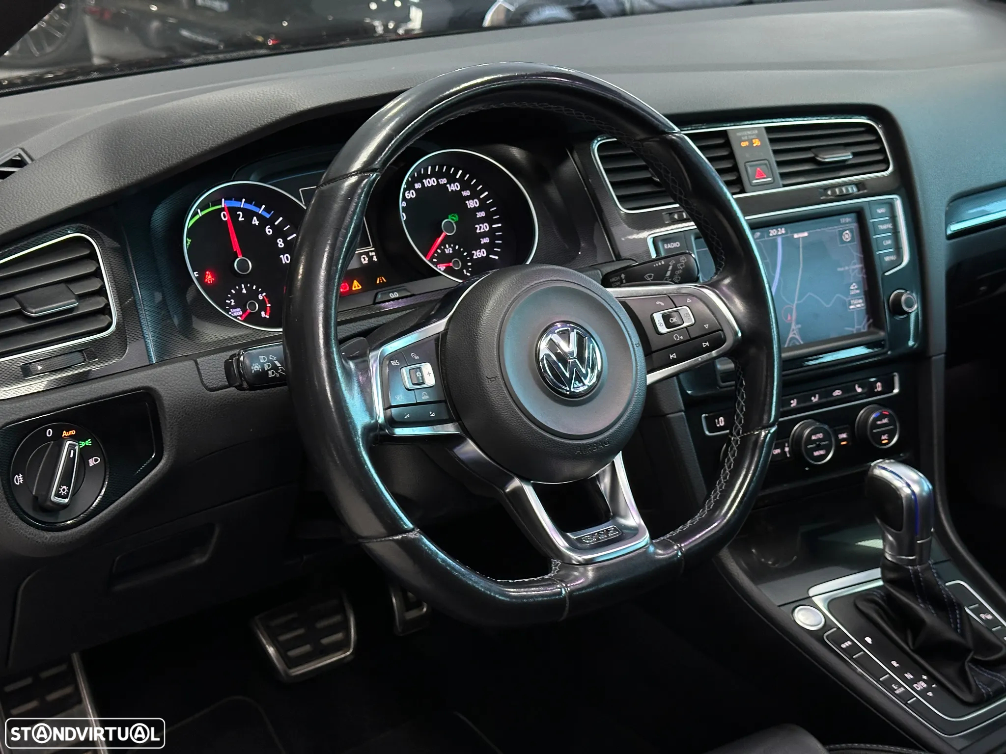 VW Golf 1.4 GTE Plug-in - 8