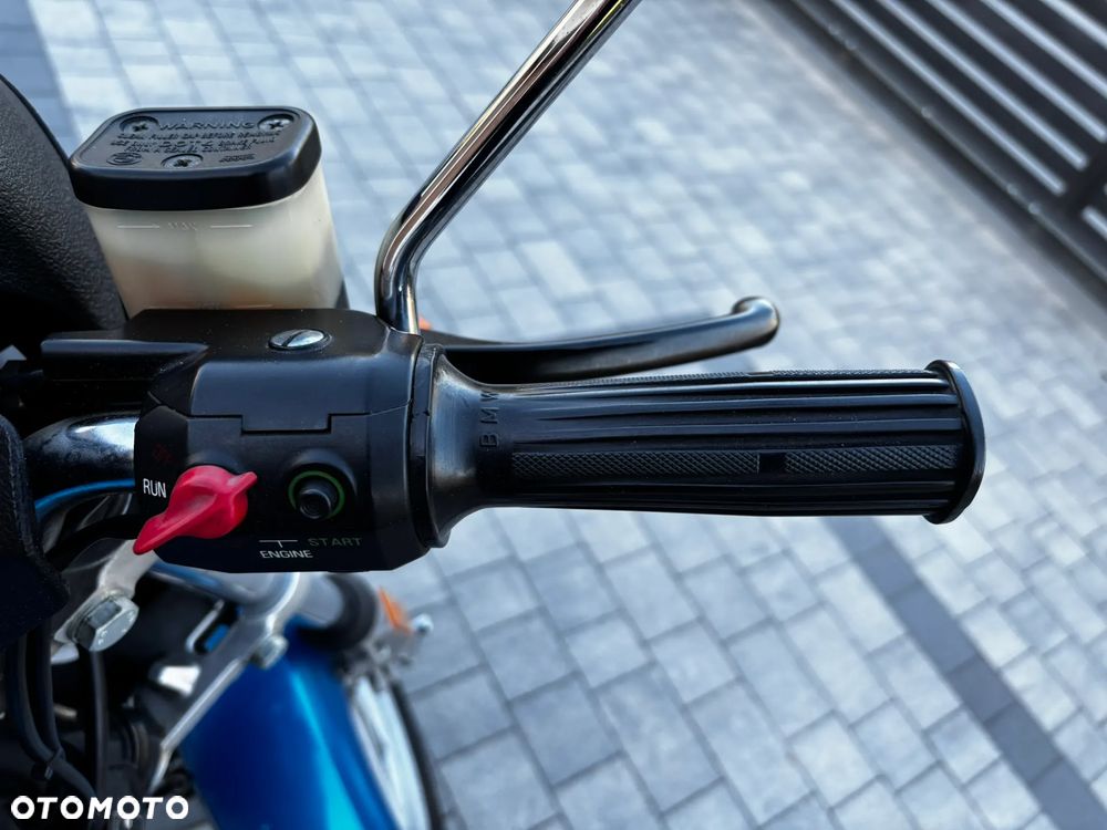 BMW R - 12