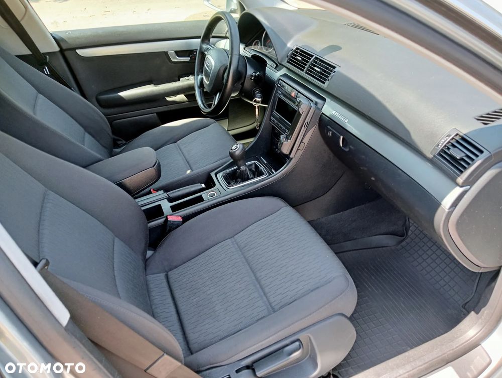 Audi A4 Limousine 1.9 TDI Quattro - 9