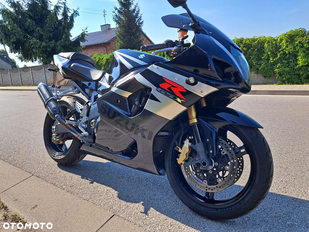 Suzuki GSX-R - 4