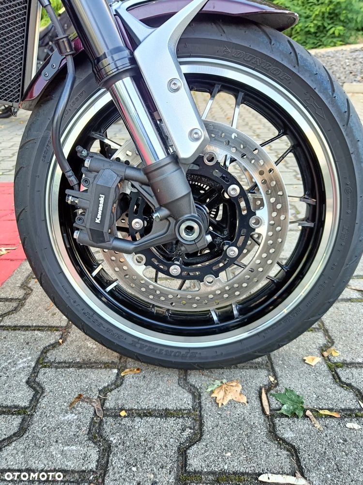 Kawasaki Z 900 RS - 18