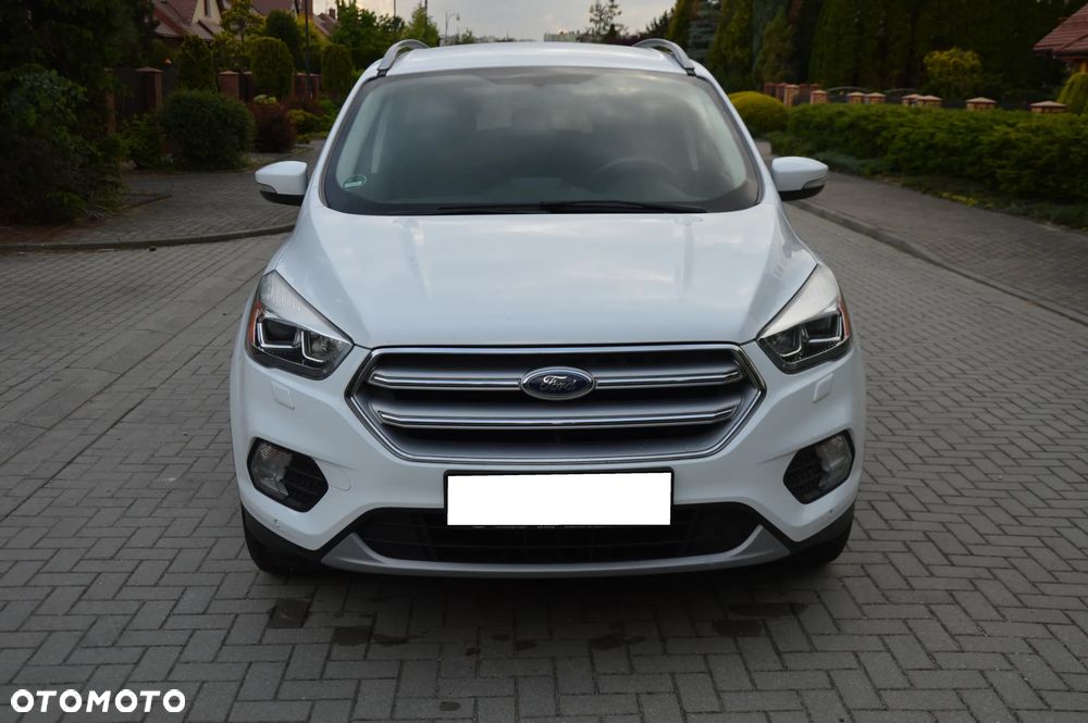 Ford Kuga 2.0 TDCi 2x4 Titanium - 5