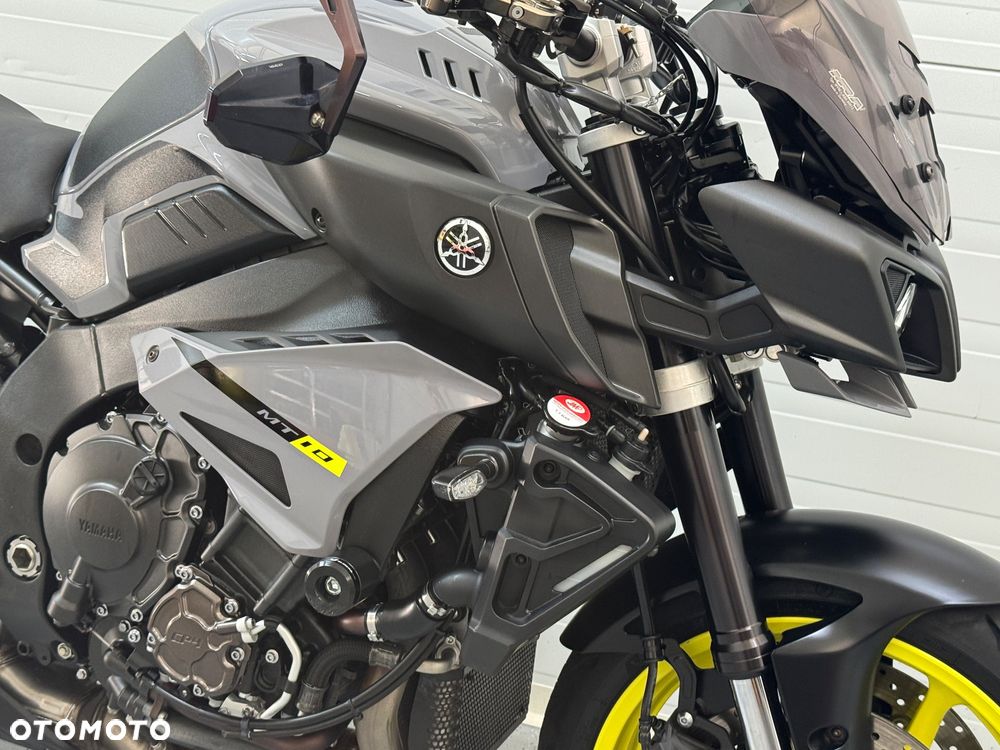 Yamaha MT - 15