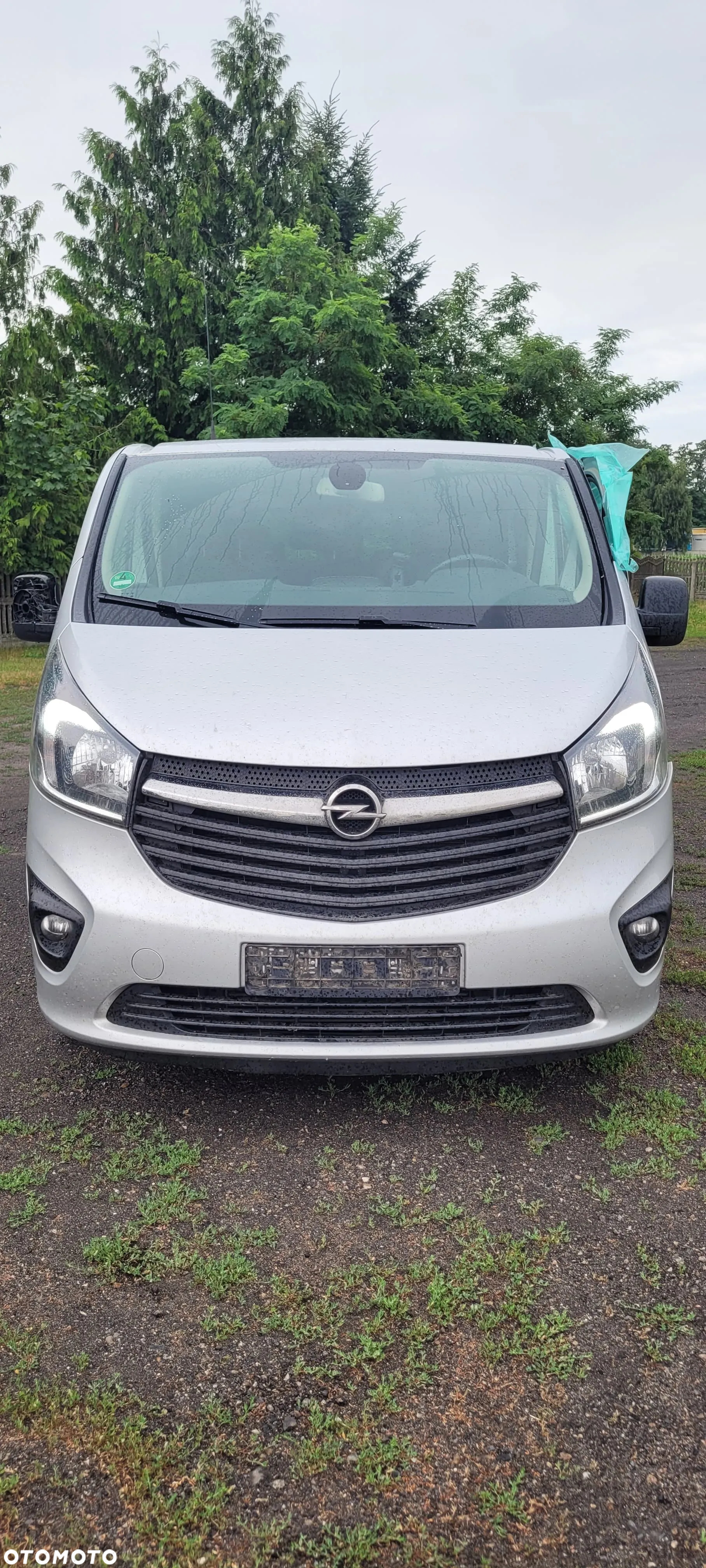 Opel Vivaro - 2
