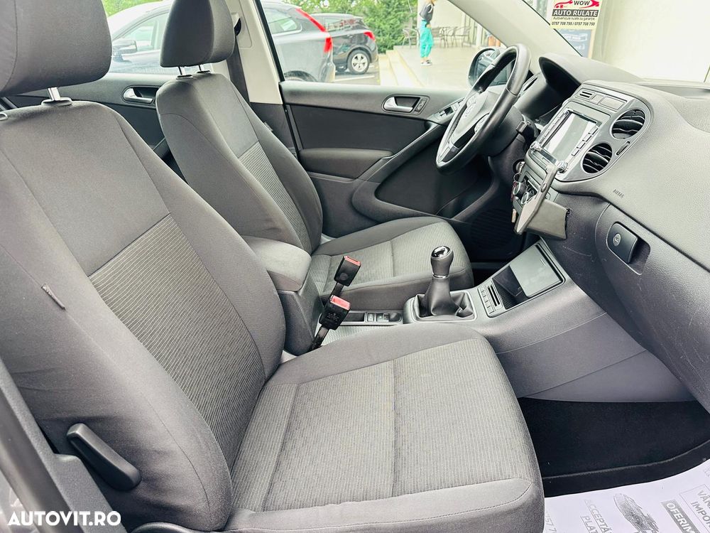 Volkswagen Tiguan 2.0 TDI DPF BlueMotion Technology Trend & Fun - 12