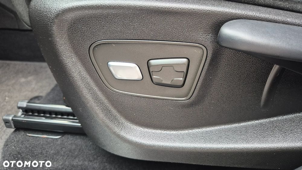 Renault Grand Scenic Gr 1.3 TCe Energy Bose - 32