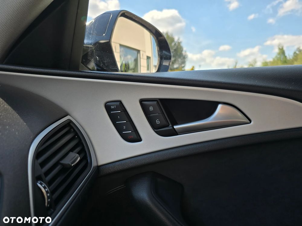 Audi A6 Avant 3.0 TDI S tronic - 31
