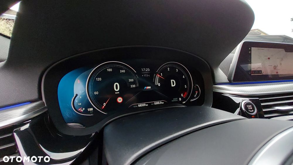 BMW Seria 5 518d M Sport - 38